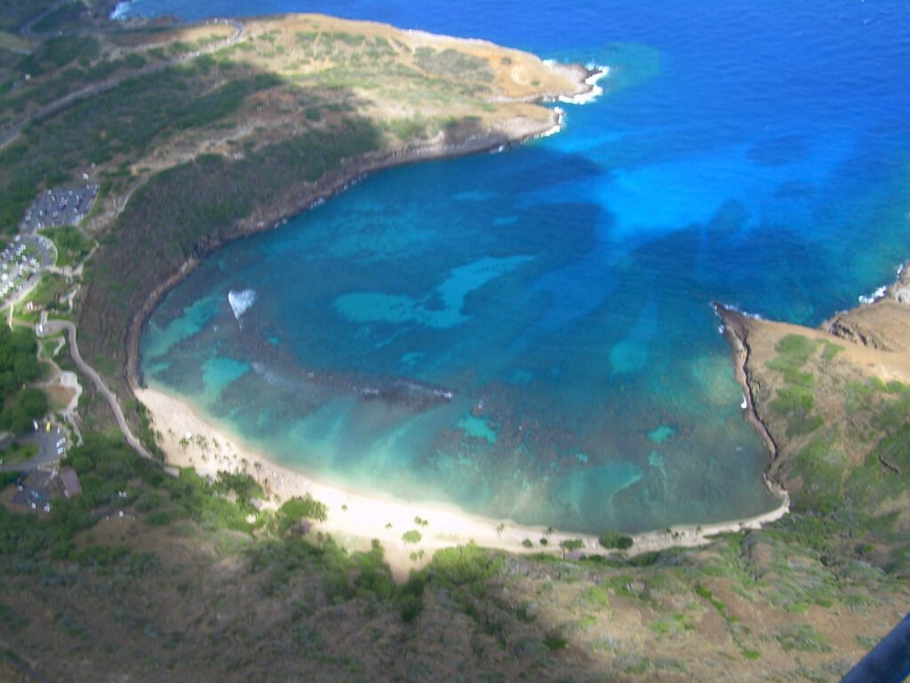 Oʻahu Travel Guide Hanauma Bay Nature Preserve on Oʻahu, Hawaiʻi