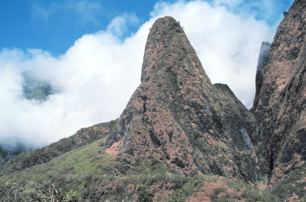 ʻĪao Needle rising above ʻĪao Valley on Maui